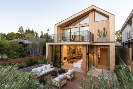 Inspirasi Desain Rumah Kayu Modern Moderen
